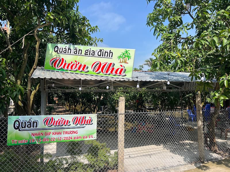 Quán Ăn Gia Đình Vườn Nhà