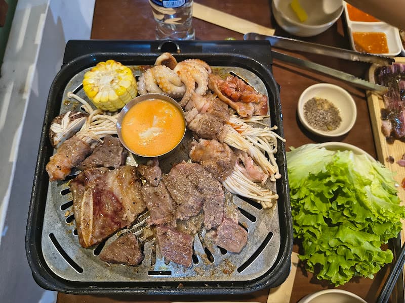 Hình ảnh Tiệm Nướng Ụm Bò - 3