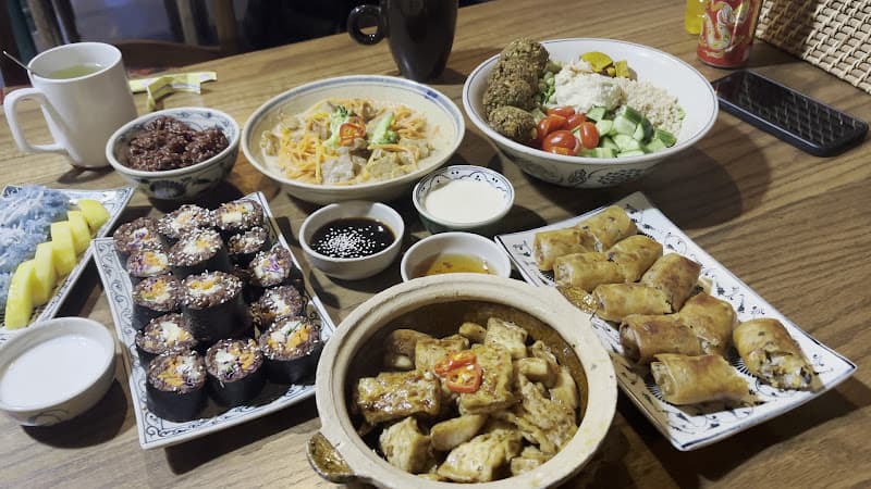 Hình ảnh NGON Vegan Restaurant - 3