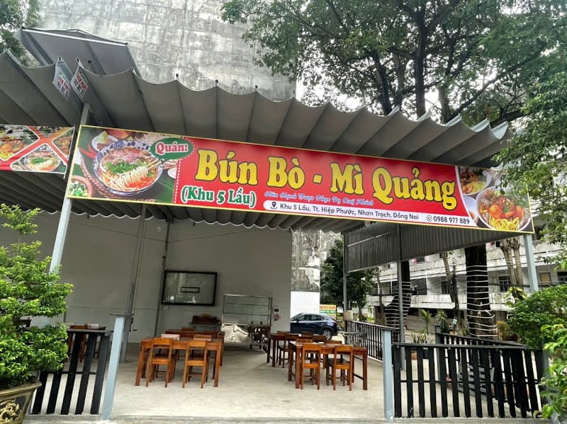 Quán Bún Bò - Mì Quảng khu 5 lầu