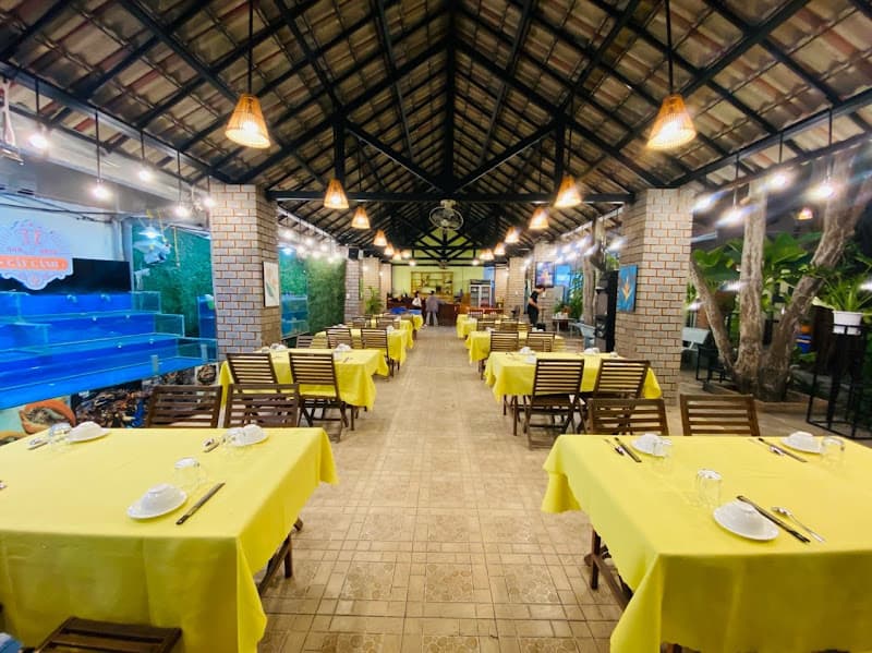 Hình ảnh Nhà Hàng Cây Cảnh - Chuyên hải sản và đặc sản rừng - 2