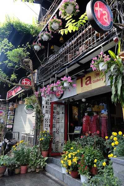 Ta Gallery (Ta Cafe & Bakery)