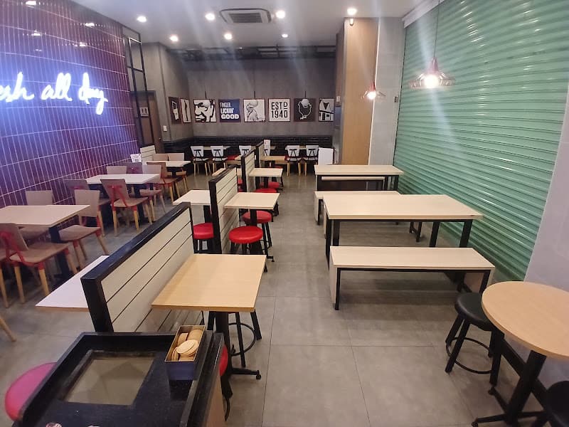 Hình ảnh KFC Nguyễn Văn Quá - 4