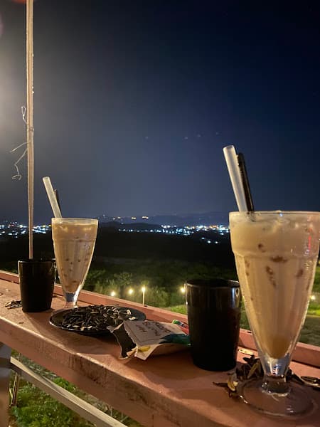 Hình ảnh Lưng chừng mây - 2