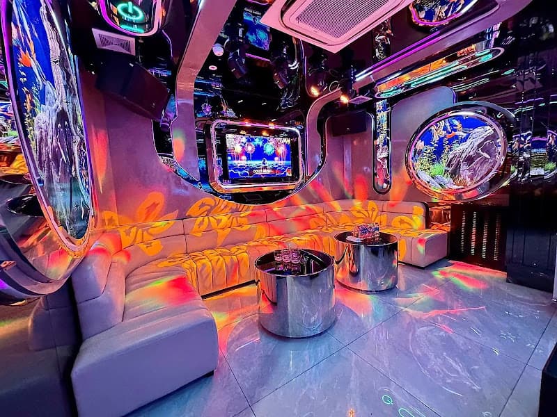 Hình ảnh Karaoke iOne Nguyễn Tuân - 3