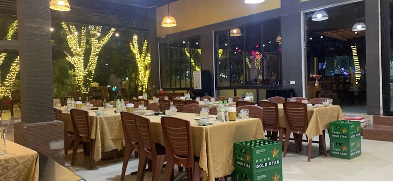 Ảnh bìa Phan Gia Trang