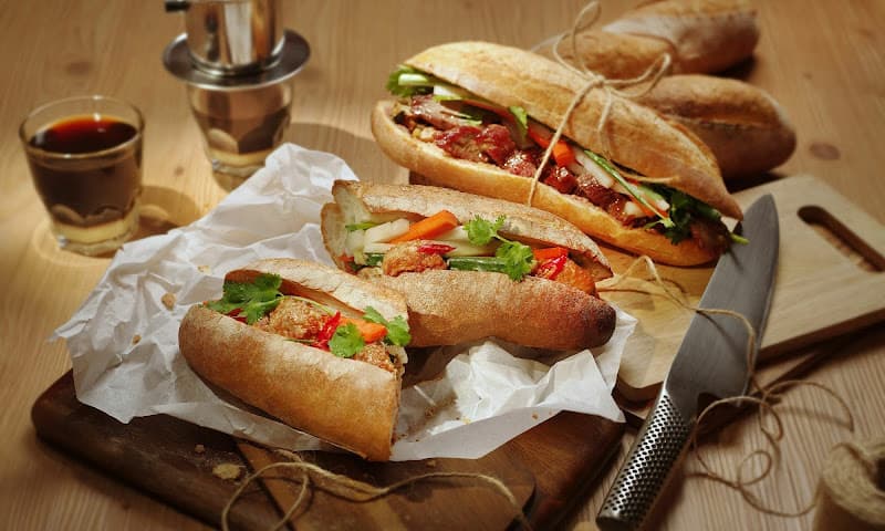 Ảnh bìa Bánh Mì Mona