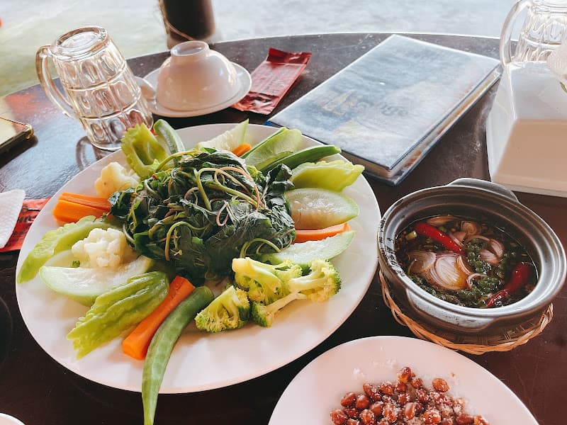 Hình ảnh Cau Lac Bo Khu Cong Nghiep Hoa Phu - 6