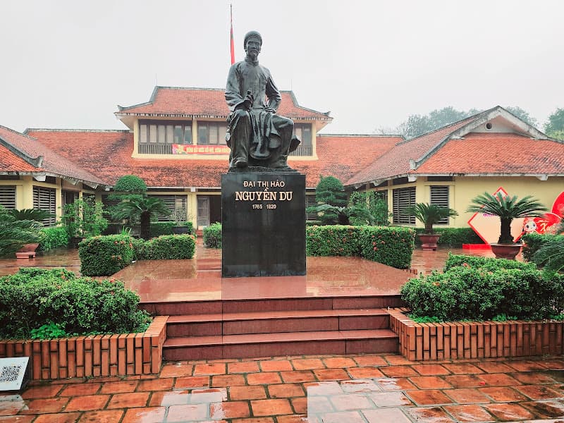 Khu Lưu niệm Đại thi hào Nguyễn Du