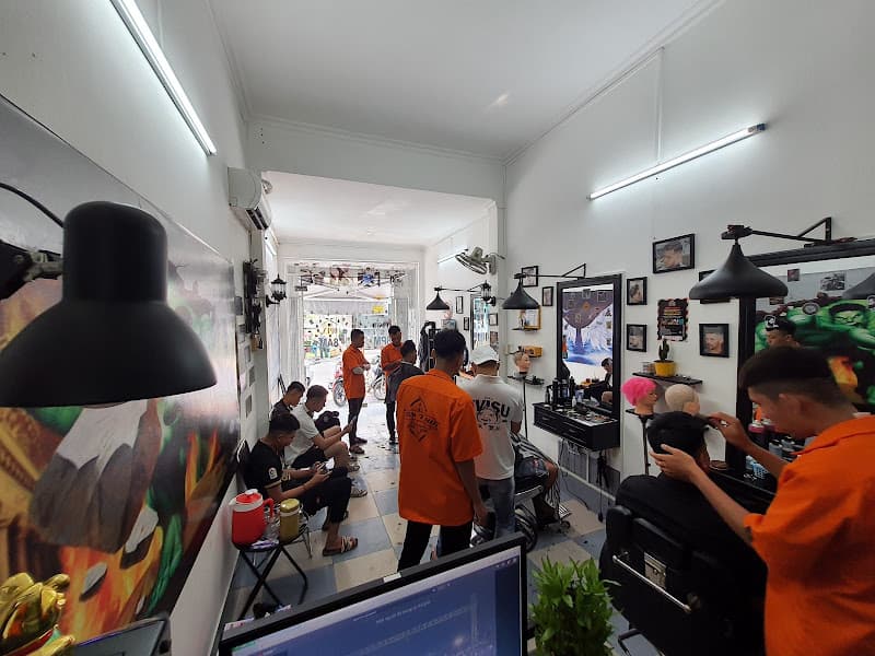 Hình ảnh Barbershop Sơn 7 Núi - Tiệm cắt tóc nam - 2