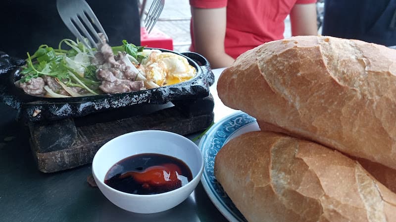 Ảnh bìa Bánh mì phá lấu