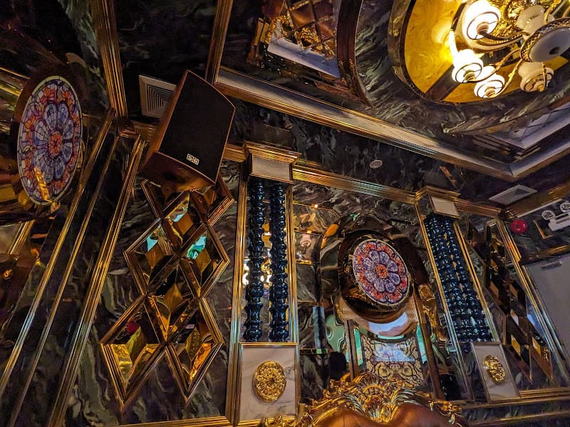 Karaoke Luxury Gia Lai