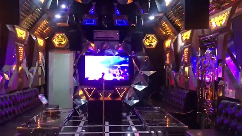 Hình ảnh Karaoke Hoàng Gia Quảng Phú - 5