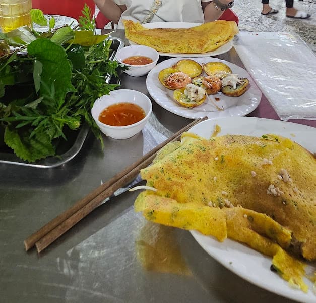 Hình ảnh Bánh xèo bánh khọt Bà Tám - 4
