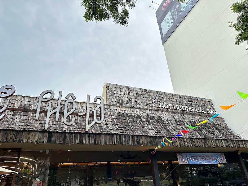 Ảnh bìa Phê La - Nguyễn Văn Linh, Đà Nẵng