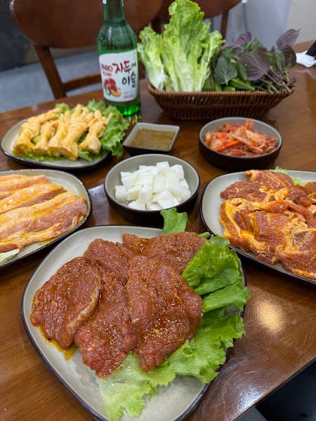 Hình ảnh Mokkcha Korean - Lẩu Nướng - Món ăn Hàn Quốc - 2