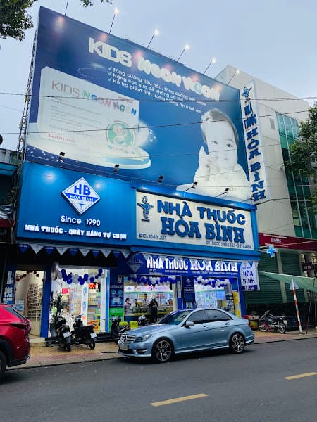 Nhà Thuốc Hòa Bình