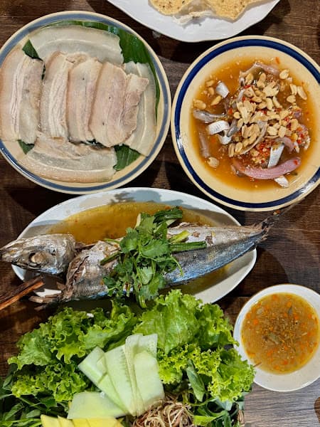 Hình ảnh Quán Cô Hồng - Gỏi Cá Nam Ô - 2