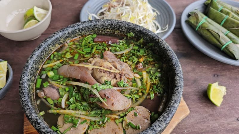 Hình ảnh Bún bò thố đá Đà lạt Sông Hương - 2