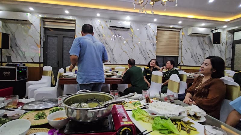 Hình ảnh Nhà Hàng Hoa Sơn - 4