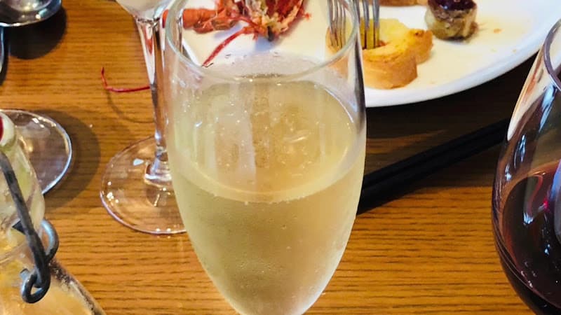 Hình ảnh Saigon Café Restaurant - 3