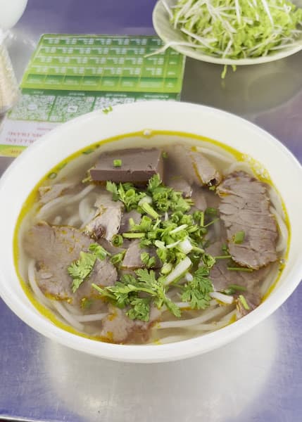 Hình ảnh Bún bò huế Bà Triệu - 4