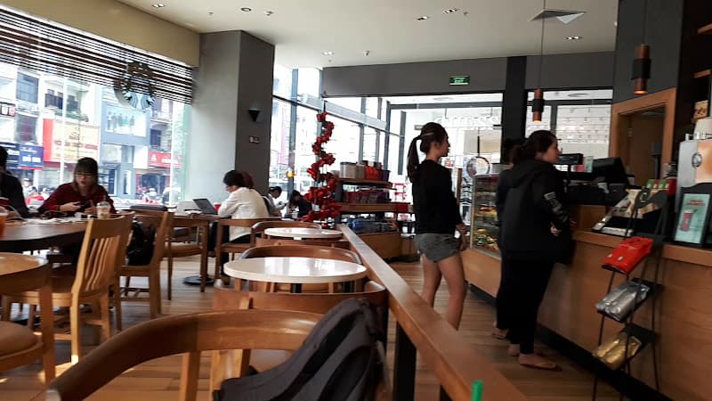 Hình ảnh Starbucks Vincom Phạm Ngọc Thạch - 3