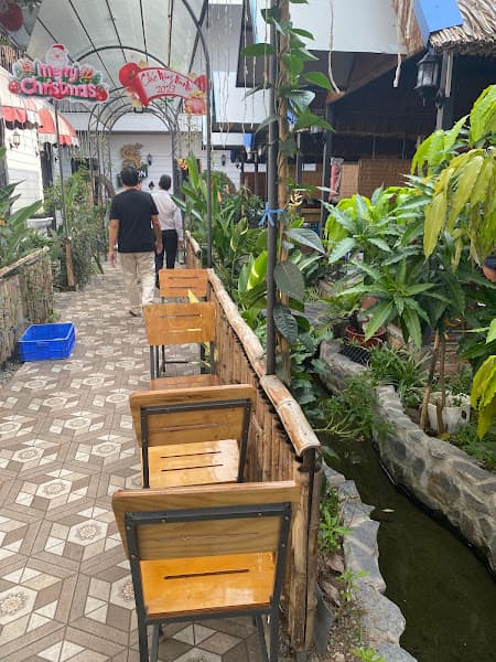Nhà hàng Làng Tôi 2