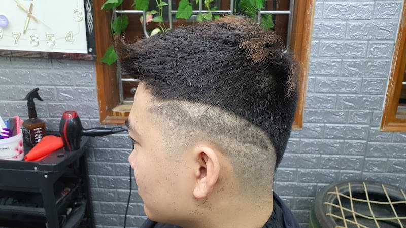 Ảnh bìa Tiệm tóc Win