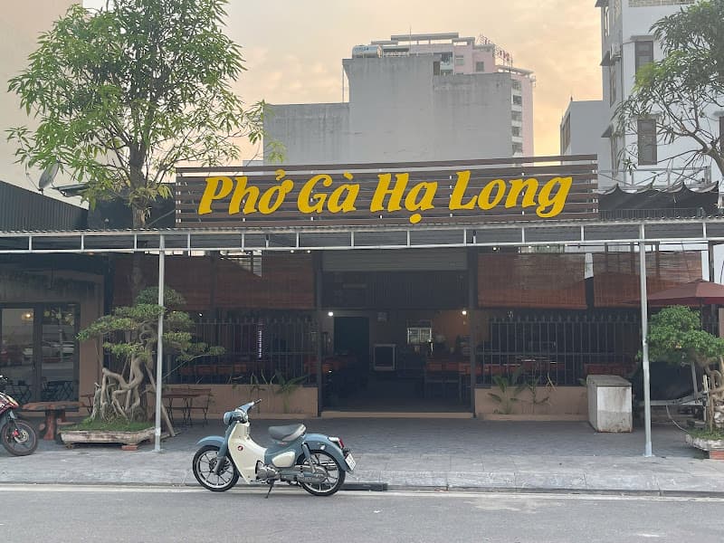 Ảnh bìa Phở Gà Hạ Long