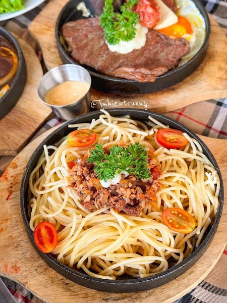 Hình ảnh Bít tết ngon số 5 Hoè Nhai CS2 - 2