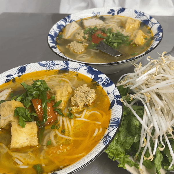 Hình ảnh Út - Bún riêu cua thập cẩm Sài Gòn - 3