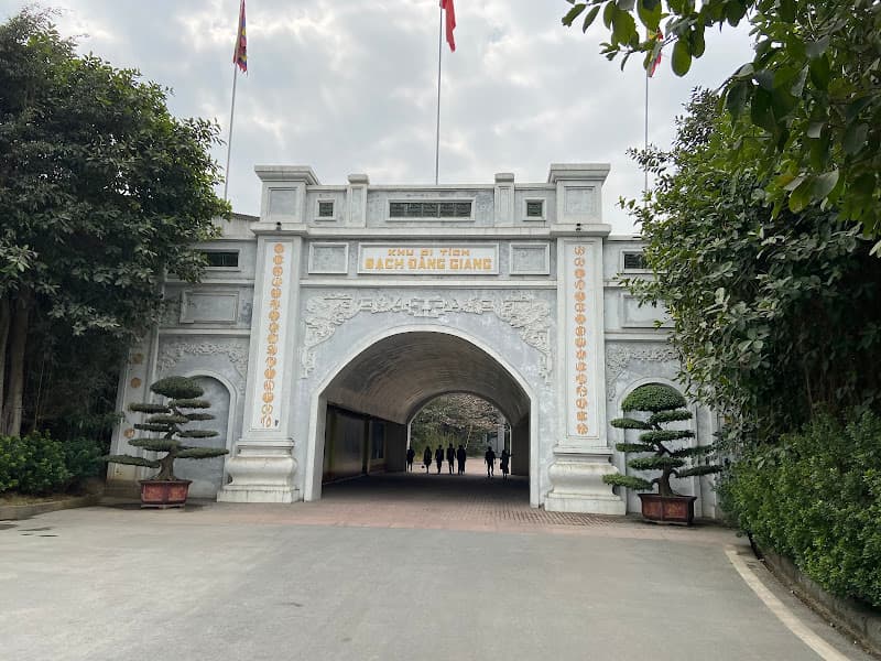 Hình ảnh Di Tích Bạch Đằng Giang - 4