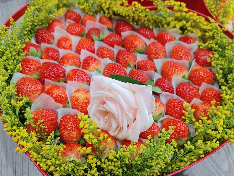 Hình ảnh THẾ GIỚI DÂU TÂY - Trái Cây Nhập & Hoa - 2