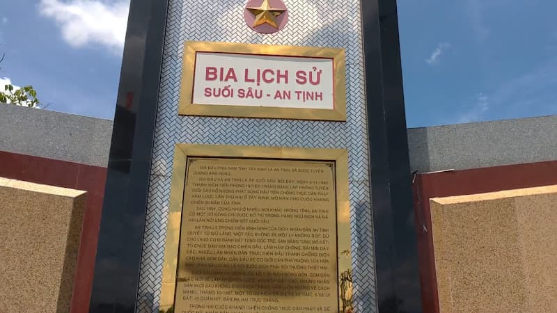 Hình ảnh Bia Lịch sử Suối Sâu - An Tịnh - 2