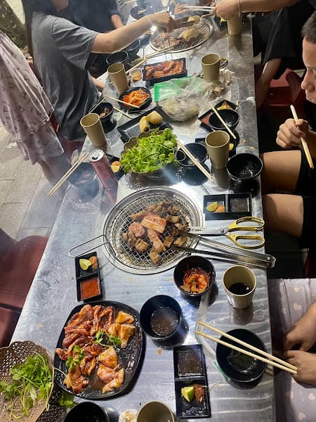 Hẻm Nướng Lẩu