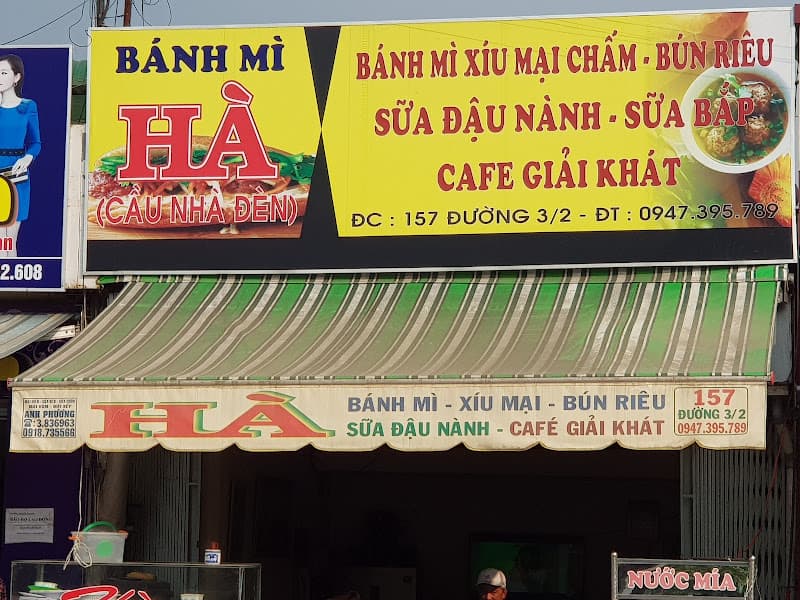Hình ảnh Tiệm Bánh Mì Hà - 2