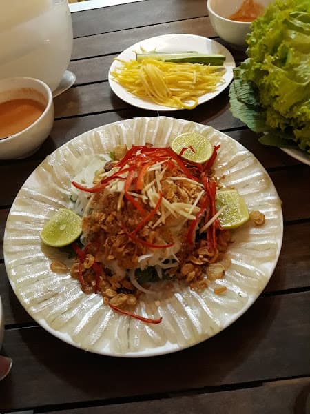 Ảnh bìa Quán Bảy Bình (Đặc Sản Gỏi Cá Mai)