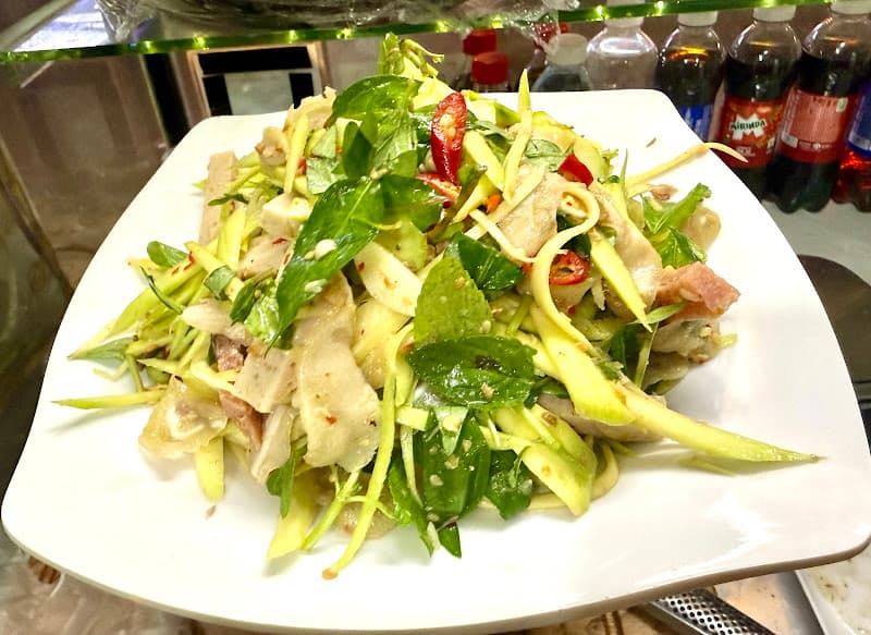 Hình ảnh Dê Vỉa Hè đường 2/4 NhaTrang - 3