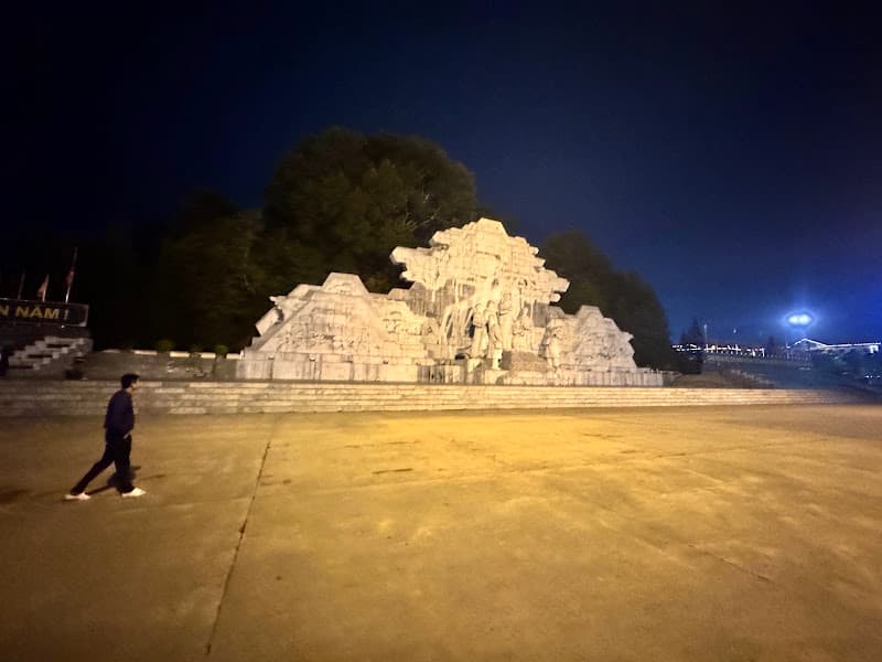 Hình ảnh Quảng Trường Tỉnh Tuyên Quang - 3