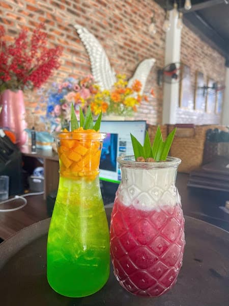 Ảnh bìa Số Đỏ COffee