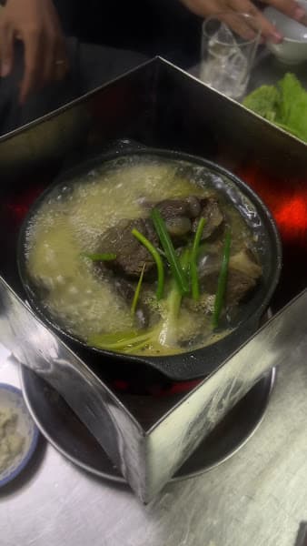 Hình ảnh Lẩu Bò A Cứ 1 - 3