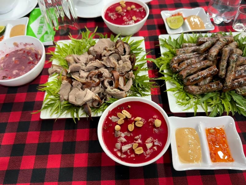 Hình ảnh Đặc sản dê núi - Sóc Quán III - 2