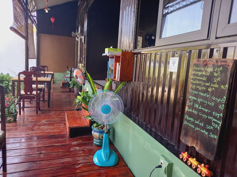 Tam Vegetarian Hidden Restaurant