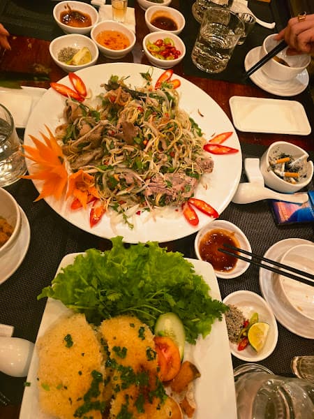 Hình ảnh Nhà Hàng Hầm Rượu Sos - 3