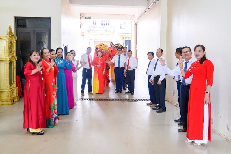 Hình ảnh Tiệm Uốn Tóc Đạt Hà - 3