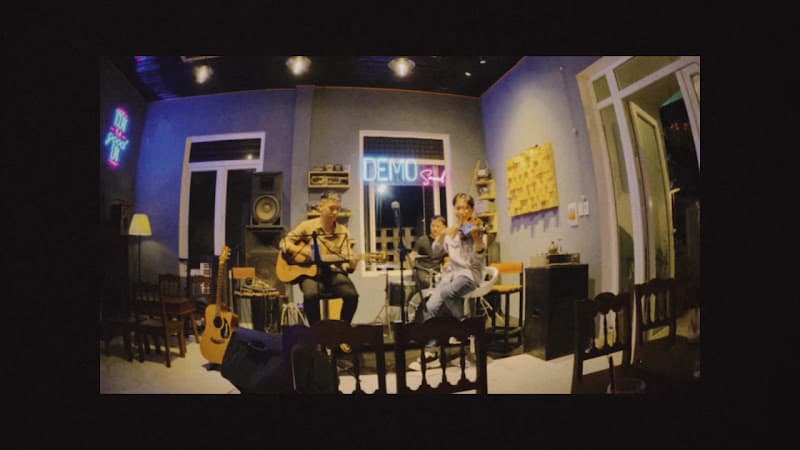 Hình ảnh Cà phê DeMo - Acoustic - 6