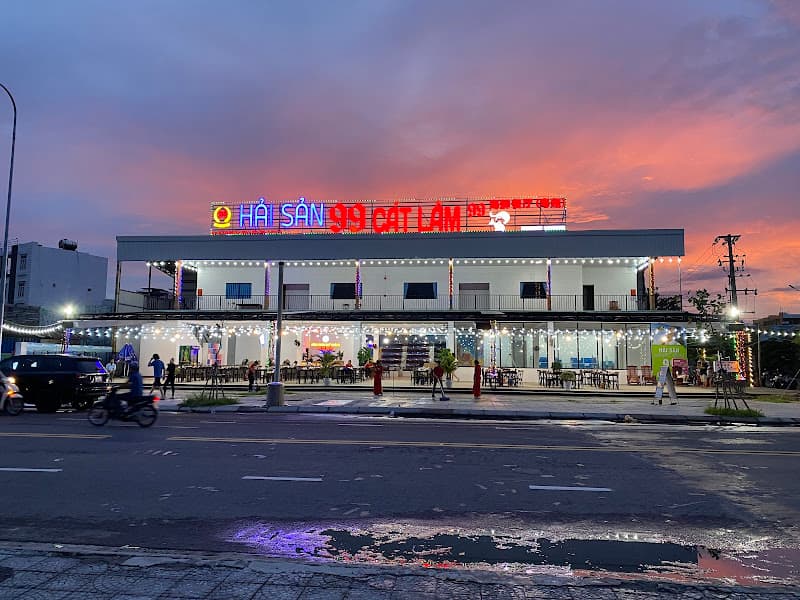 HẢI SẢN 99 CÁT LÂM岘港99海鲜湘粤餐厅