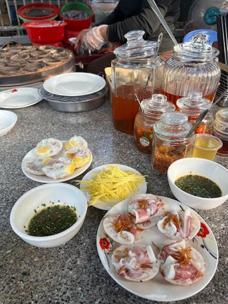 Ảnh bìa Bánh căn mực cô Trúc