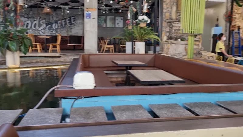 Hình ảnh Koi Lands Coffee - 3